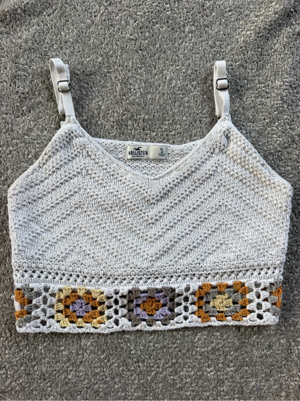 Hollister Cropped Crochet Knit Tank Top in Light Gray with Multicolor Trim
